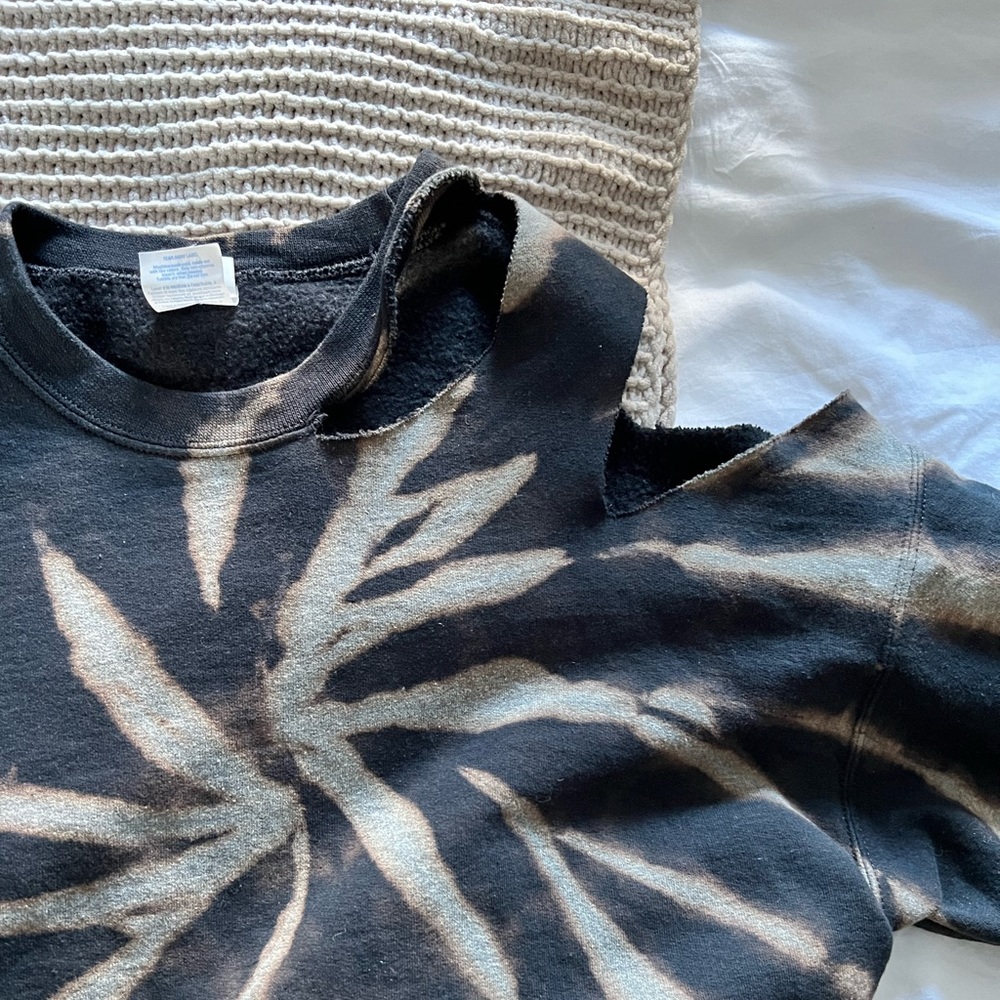Tie dye dropped crew neck